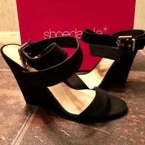 ShoeDazzle Sian black strappy sandal